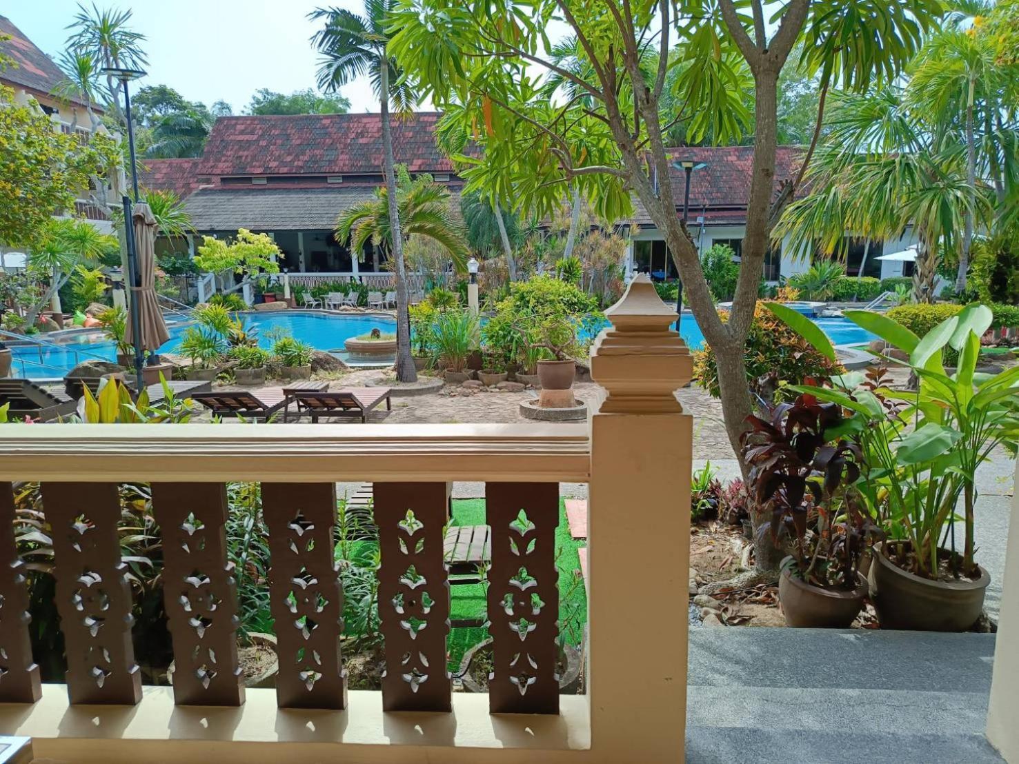נה ג'ומטיין Ban Nam Mao Resort מראה חיצוני תמונה